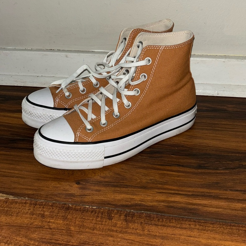 Platform Converse
